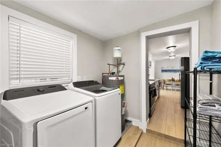 2160 Holiday Ln, Naples, Florida 34104