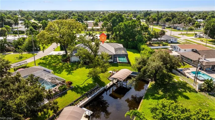 34 George Town, Fort Myers, Florida 33919