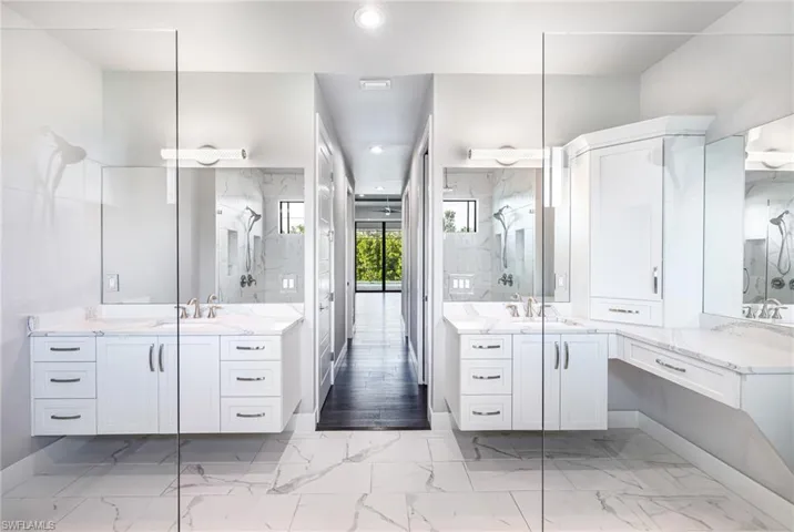 34 George Town, Fort Myers, Florida 33919