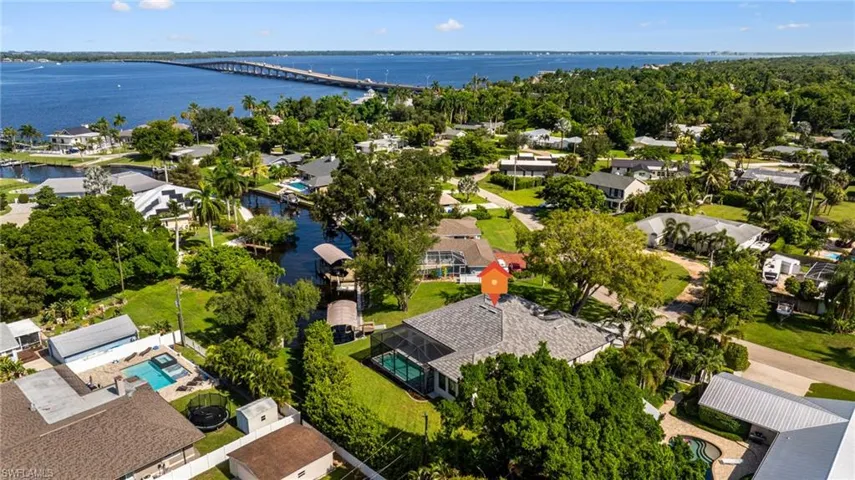 34 George Town, Fort Myers, Florida 33919