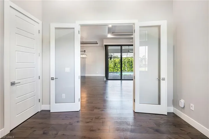 34 George Town, Fort Myers, Florida 33919