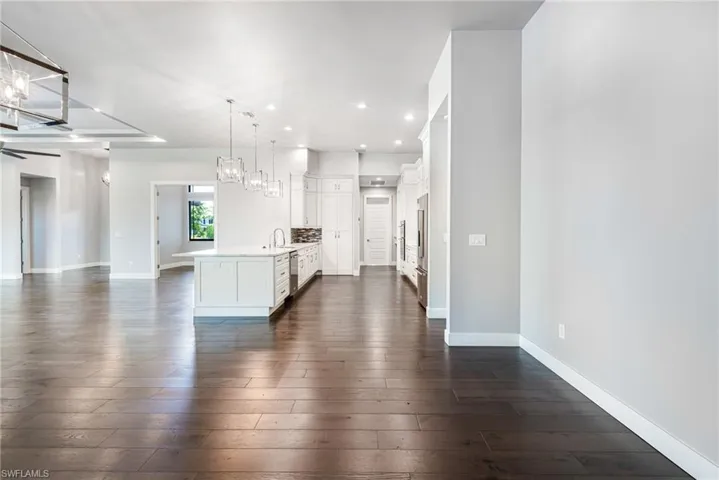 34 George Town, Fort Myers, Florida 33919