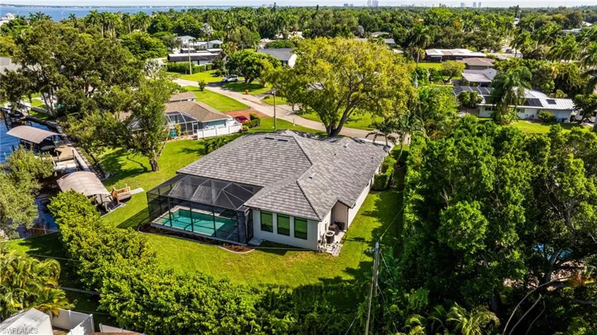 34 George Town, Fort Myers, Florida 33919