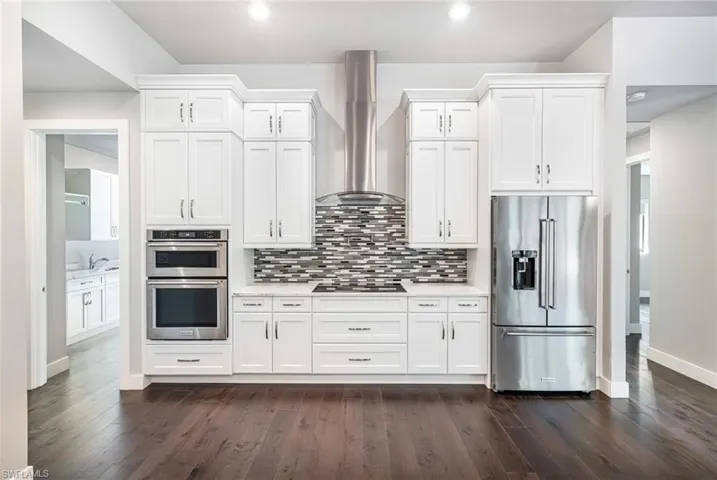 34 George Town, Fort Myers, Florida 33919