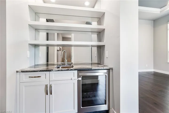 34 George Town, Fort Myers, Florida 33919