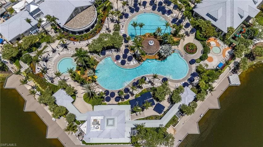 7657  Mulberry  LN, Naples, FL 34114
