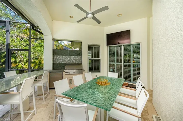 7657  Mulberry  LN, Naples, FL 34114