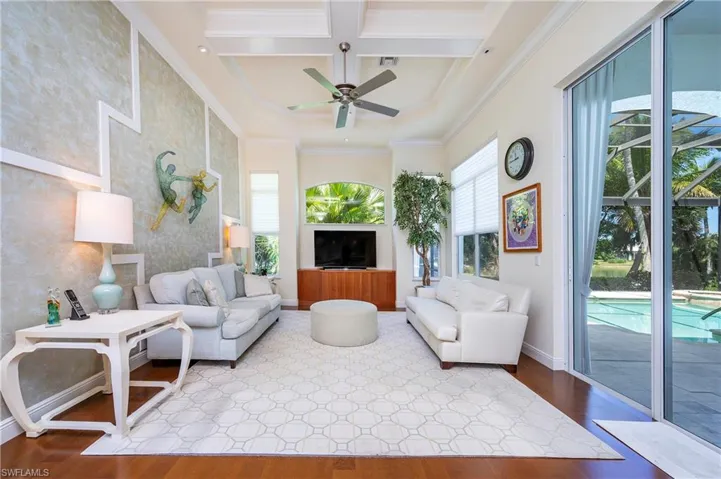 7657  Mulberry  LN, Naples, FL 34114