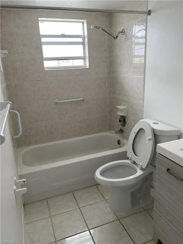 2828 Jackson St K4, Fort Myers, Florida 33901