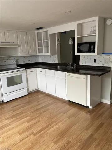 2828 Jackson St K4, Fort Myers, Florida 33901