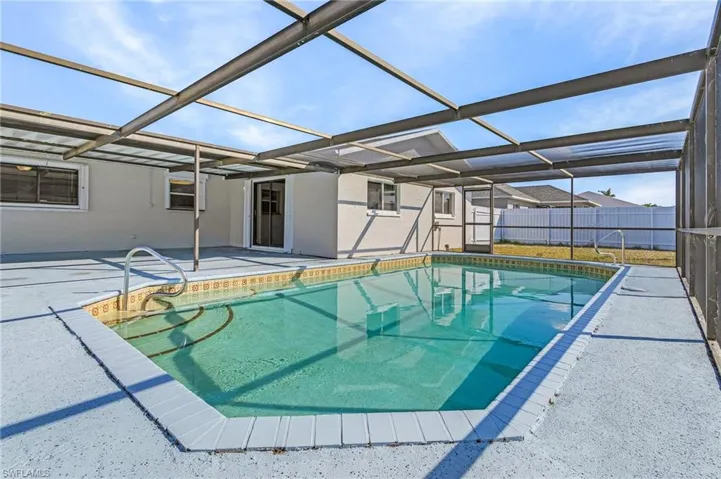 1428 SW 27th  TER, Cape Coral, FL 33914