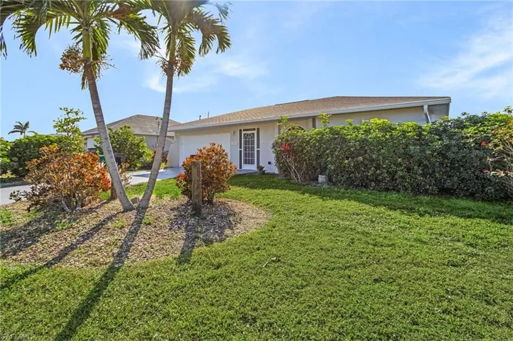 1428 SW 27th  TER, Cape Coral, FL 33914