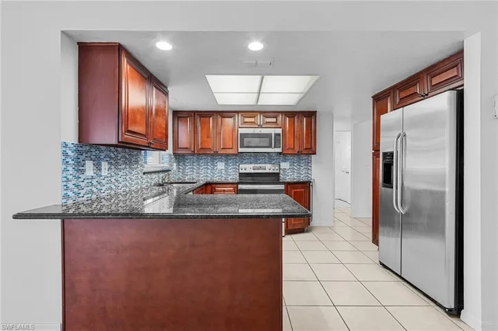 1428 SW 27th  TER, Cape Coral, FL 33914