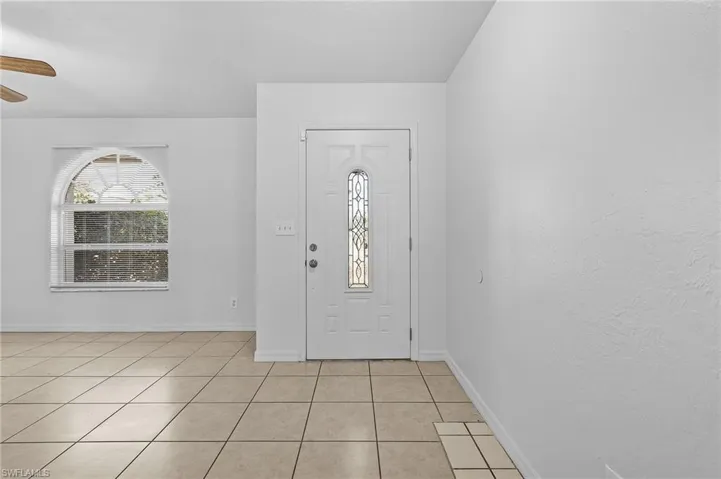 1428 SW 27th  TER, Cape Coral, FL 33914