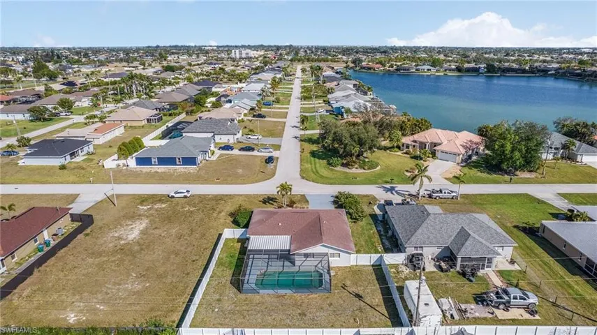 1428 SW 27th  TER, Cape Coral, FL 33914