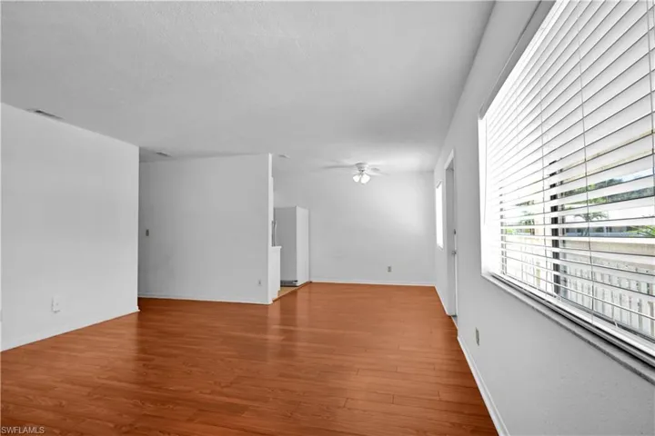 4611 Bayshore Dr O5, Naples, Florida 34112