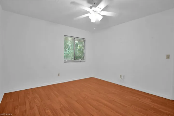 4611 Bayshore Dr O5, Naples, Florida 34112