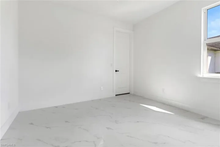 3046 NW 41st  AVE, Cape Coral, FL 33993