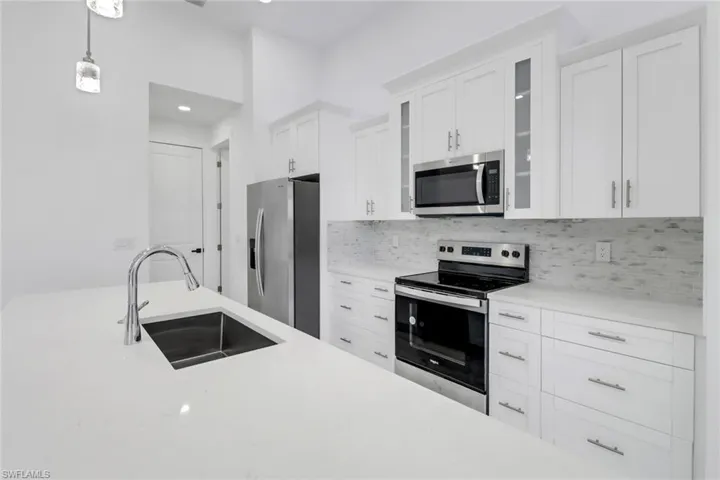 3046 NW 41st  AVE, Cape Coral, FL 33993