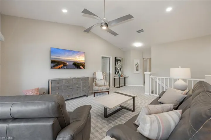 290 Emerald Bay Cir L5, Naples, Florida 34110