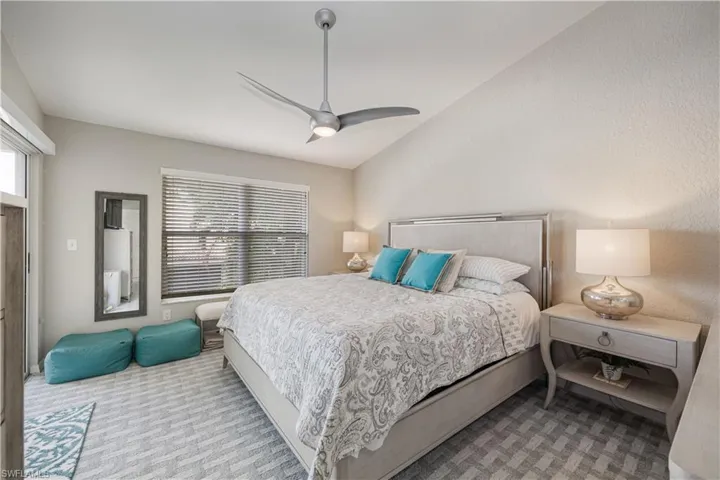 290 Emerald Bay Cir L5, Naples, Florida 34110