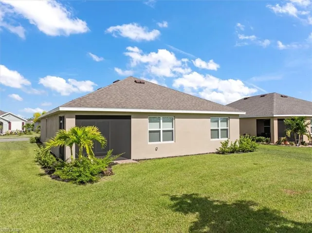 20488  Camino Torcido  LOOP, North Fort Myers, FL 33917