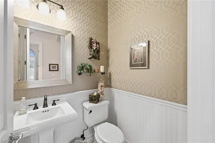 7408 Byrons Way, Naples, Florida 34113
