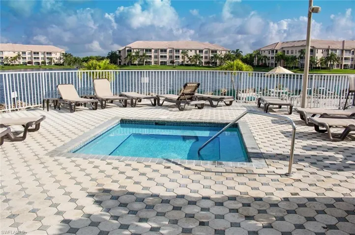 9190 Southmont Cv 202, Fort Myers, Florida 33908