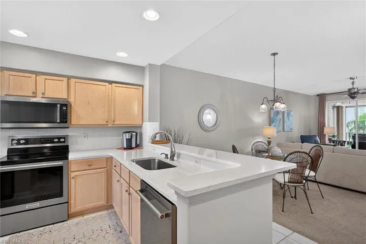 9190  Southmont  CV, Fort Myers, FL 33908