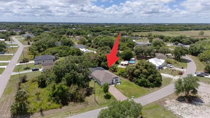 2004 Jeronimo Rd, Labelle, Florida 33935