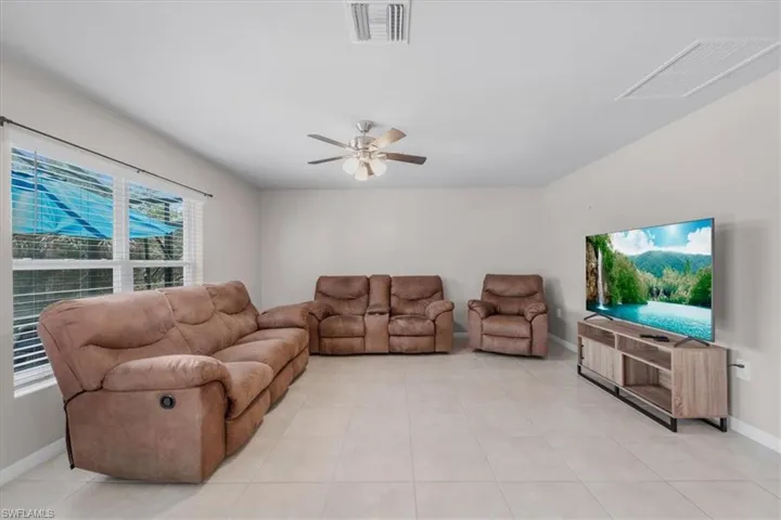 2004 Jeronimo Rd, Labelle, Florida 33935