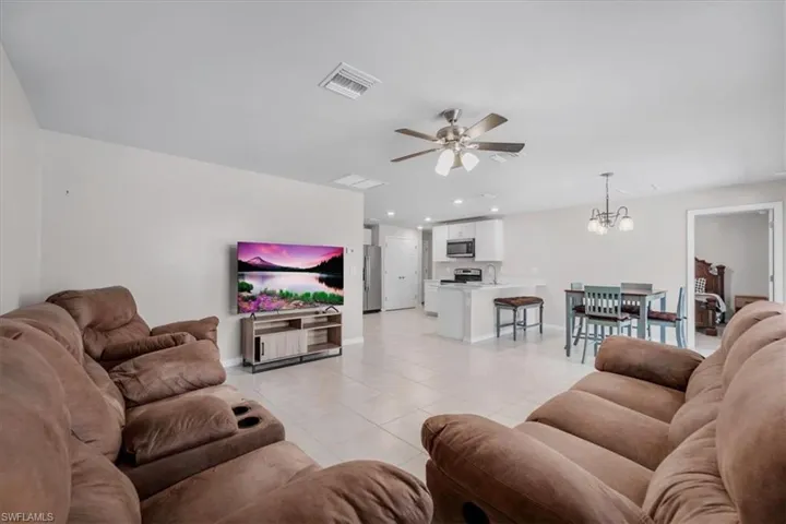 2004 Jeronimo Rd, Labelle, Florida 33935