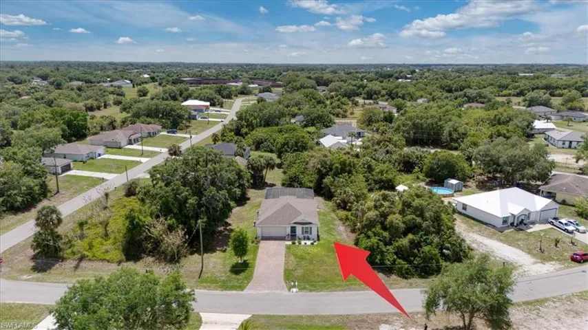 2004 Jeronimo Rd, Labelle, Florida 33935