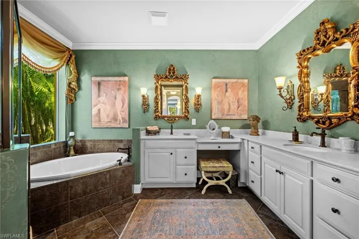 8725 Largo Mar Dr, Estero, Florida 33967