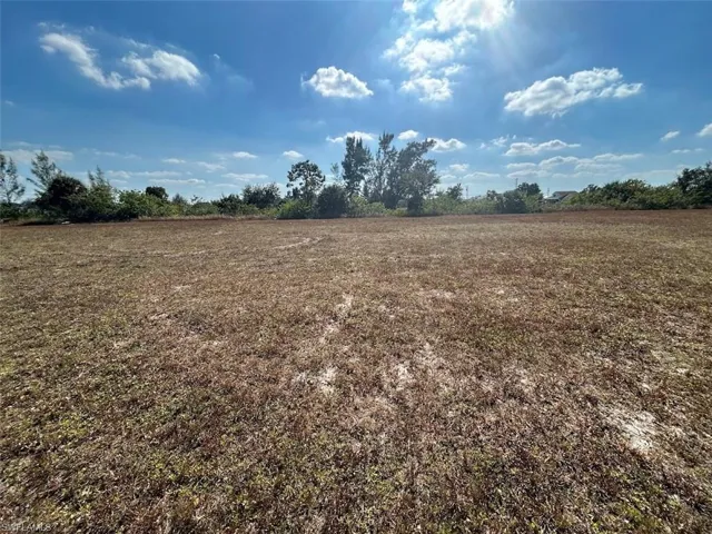 122 Nw 20th St, Cape Coral, Florida 33993