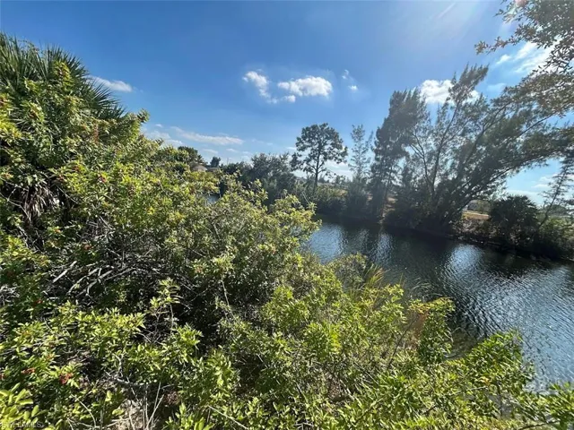 122 Nw 20th St, Cape Coral, Florida 33993