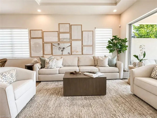 9028  Mayreau  WAY, Naples, FL 34114