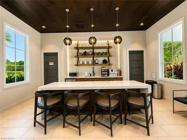 9028  Mayreau  WAY, Naples, FL 34114