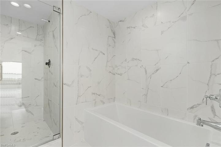 Downstairs En-suite