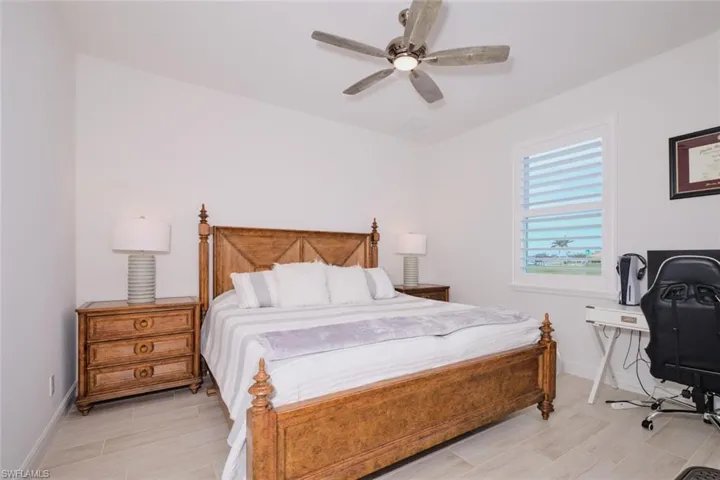 Bedroom with ceiling fan