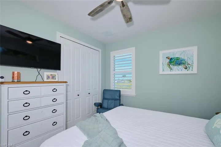2827 NW 42nd  PL, Cape Coral, FL 33993