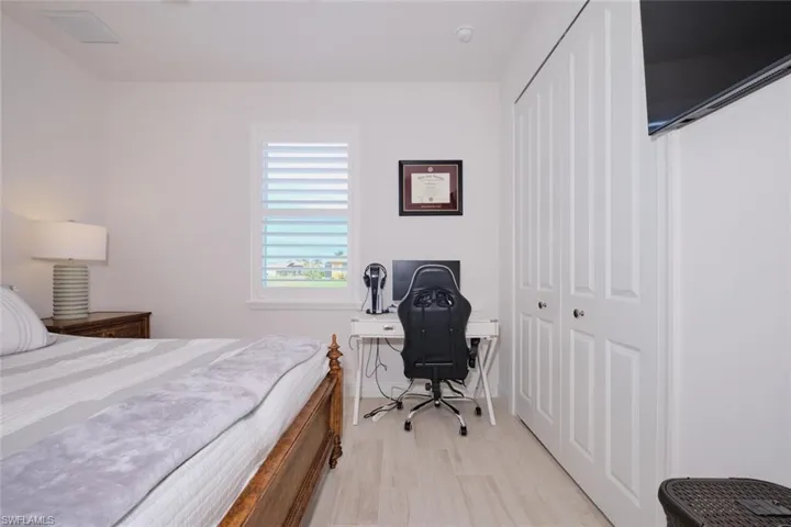 2827 NW 42nd  PL, Cape Coral, FL 33993