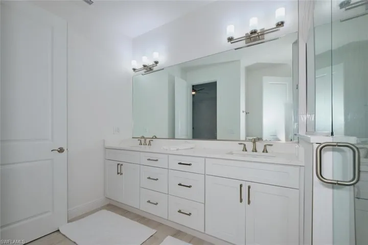 2827 NW 42nd  PL, Cape Coral, FL 33993