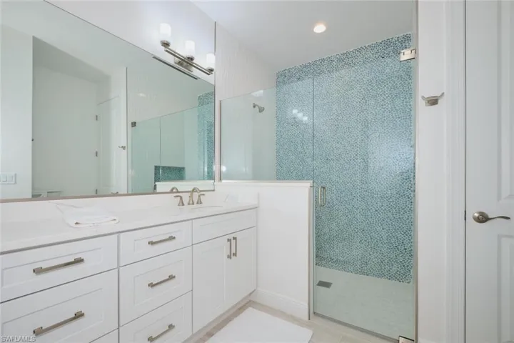 2827 NW 42nd  PL, Cape Coral, FL 33993