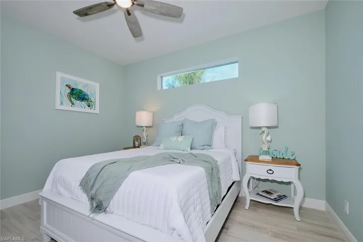 2827 NW 42nd  PL, Cape Coral, FL 33993