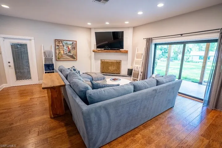 6100 Dogwood Way, Naples, Florida 34116