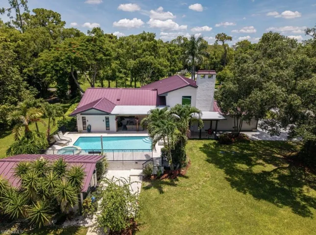 6100 Dogwood Way, Naples, Florida 34116