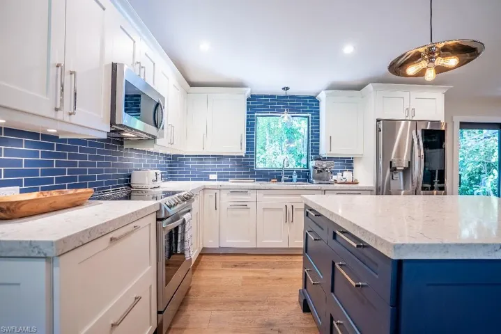 6100 Dogwood Way, Naples, Florida 34116
