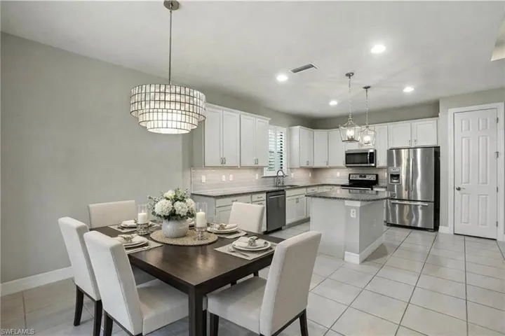 15720 Angelica Dr, Alva, Florida 33920
