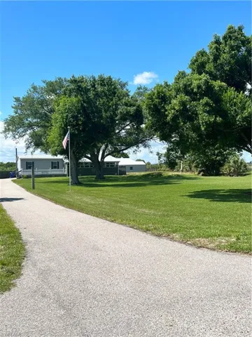 1346 E Park  AVE, Moore Haven, FL 33471